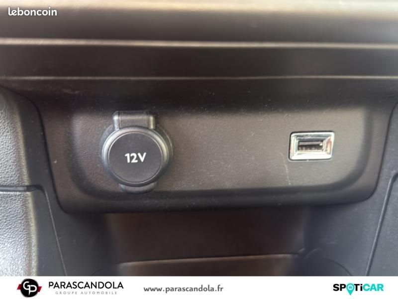 Citroen C3 1.2 PureTech 83ch S&S C-Series 123g (image 18)