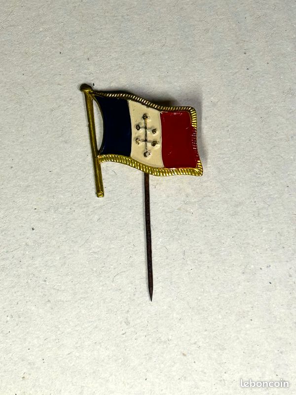 Akachafactory pins pin Badge pin's Metal Drapeau France Libre de Gaulle corix de Lorraine