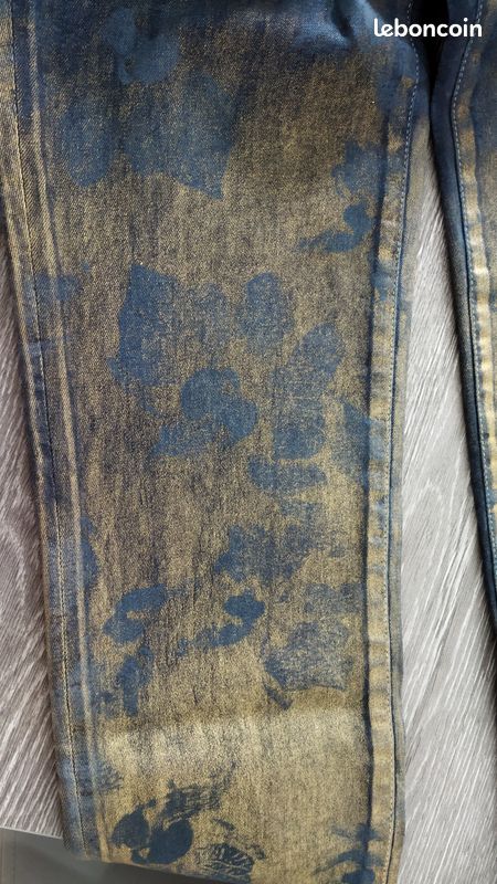 Superbe jean bleu/bronze neuf GUESS (image 5)