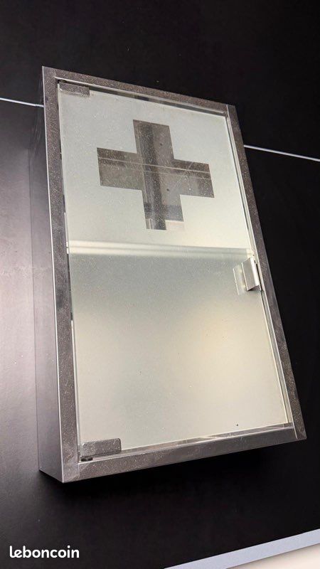Armoire (image 1)