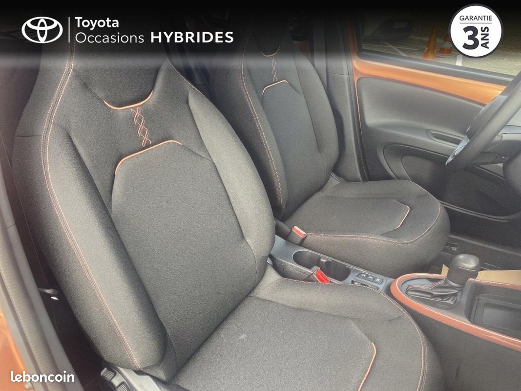 Toyota Aygo X 116h Graphic (image 6)