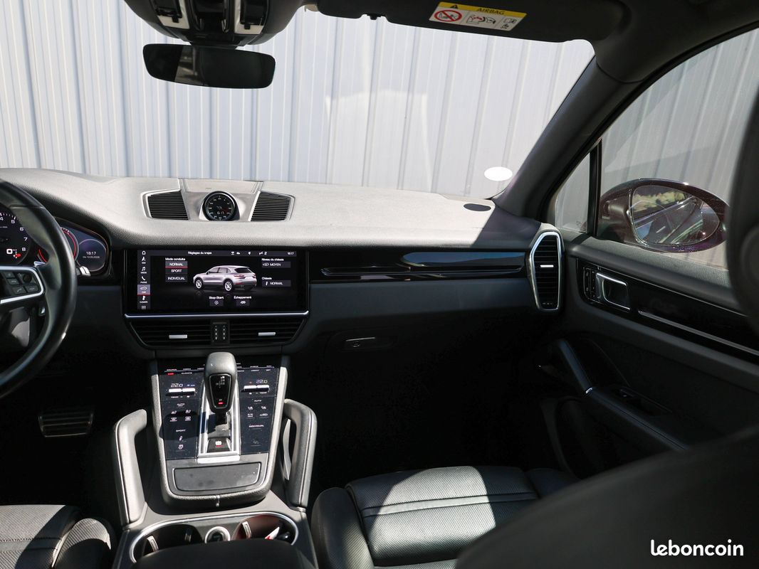 PORSCHE Cayenne 3.0 V6 440 ch Tiptronic BVA S (image 37)