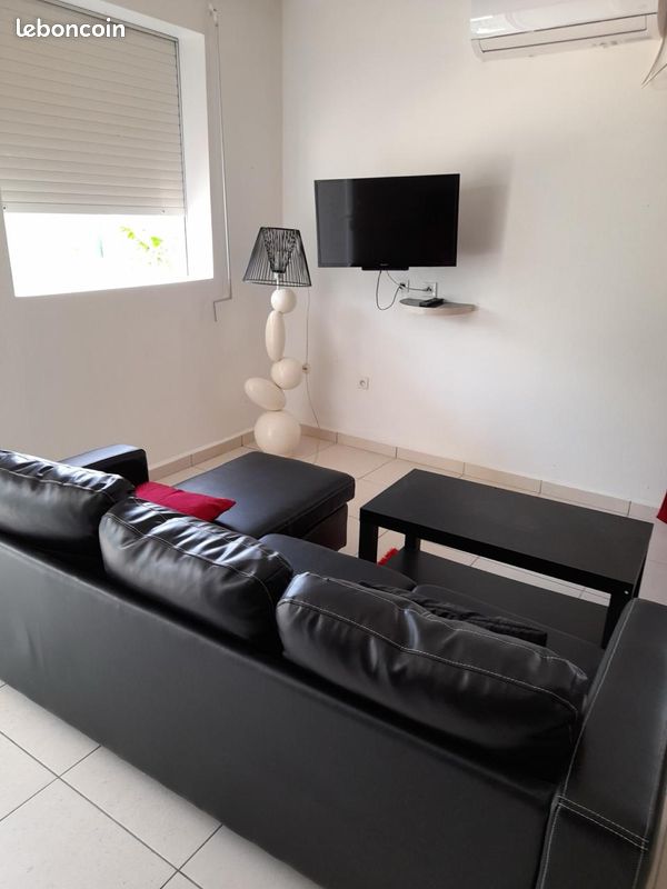 Appartement 1 pièce 50 m² · à Saint-François · 50 m² · 800 €/mois