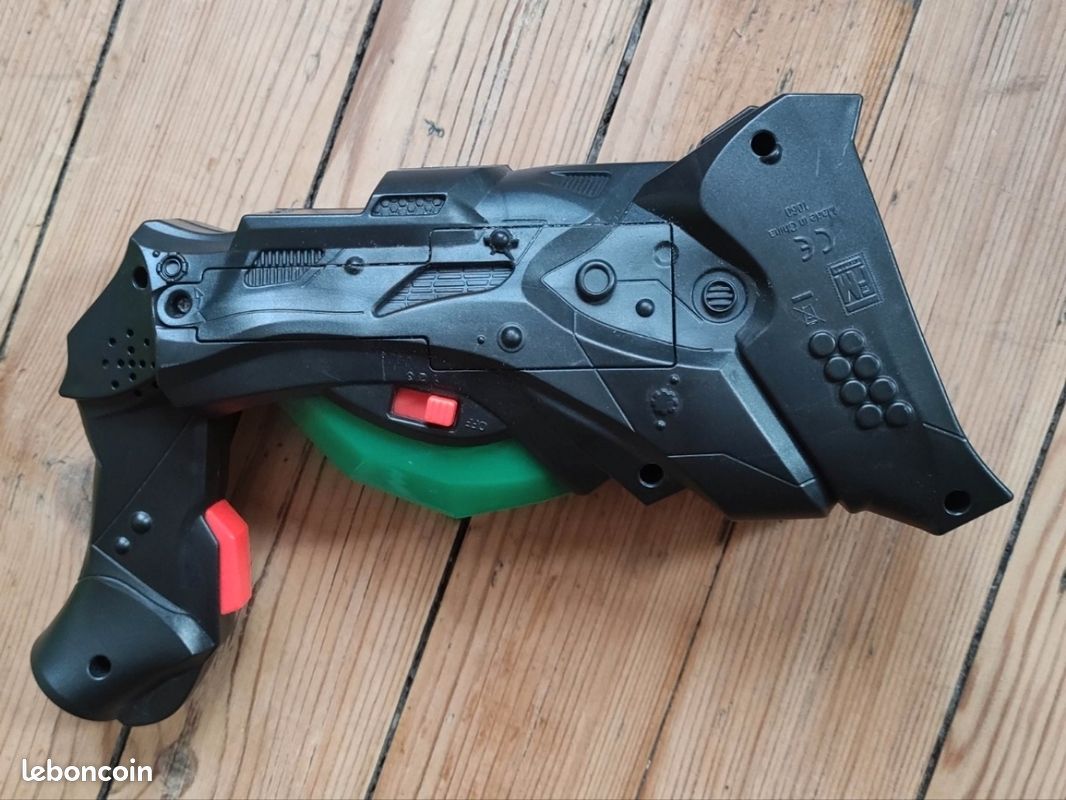 Pistolet à fantômes jouet (image 2)