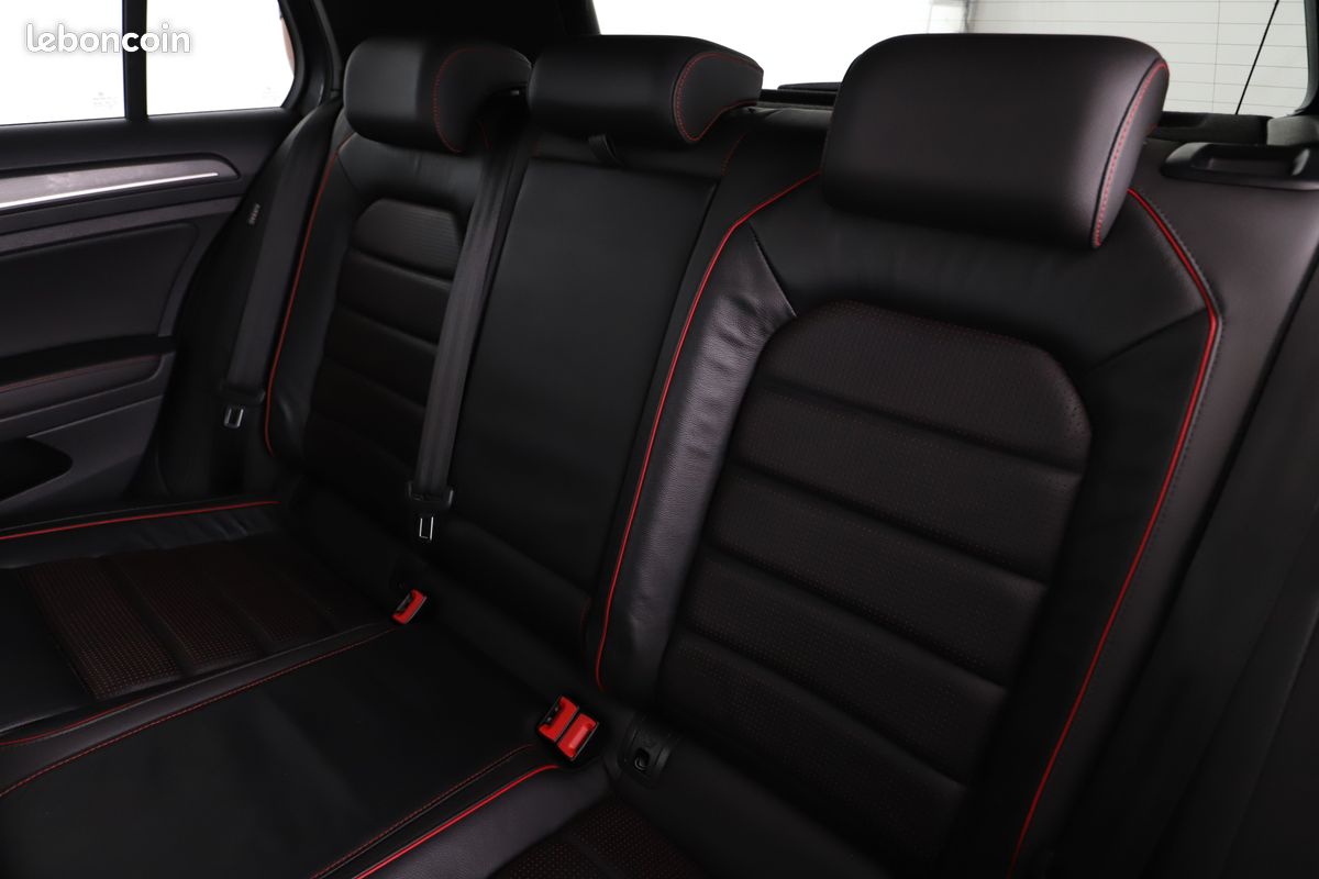 Volkswagen Golf VII 2.0 TSI BlueMotion Tech GTI Performance DSG7 5P 245 ch (image 8)