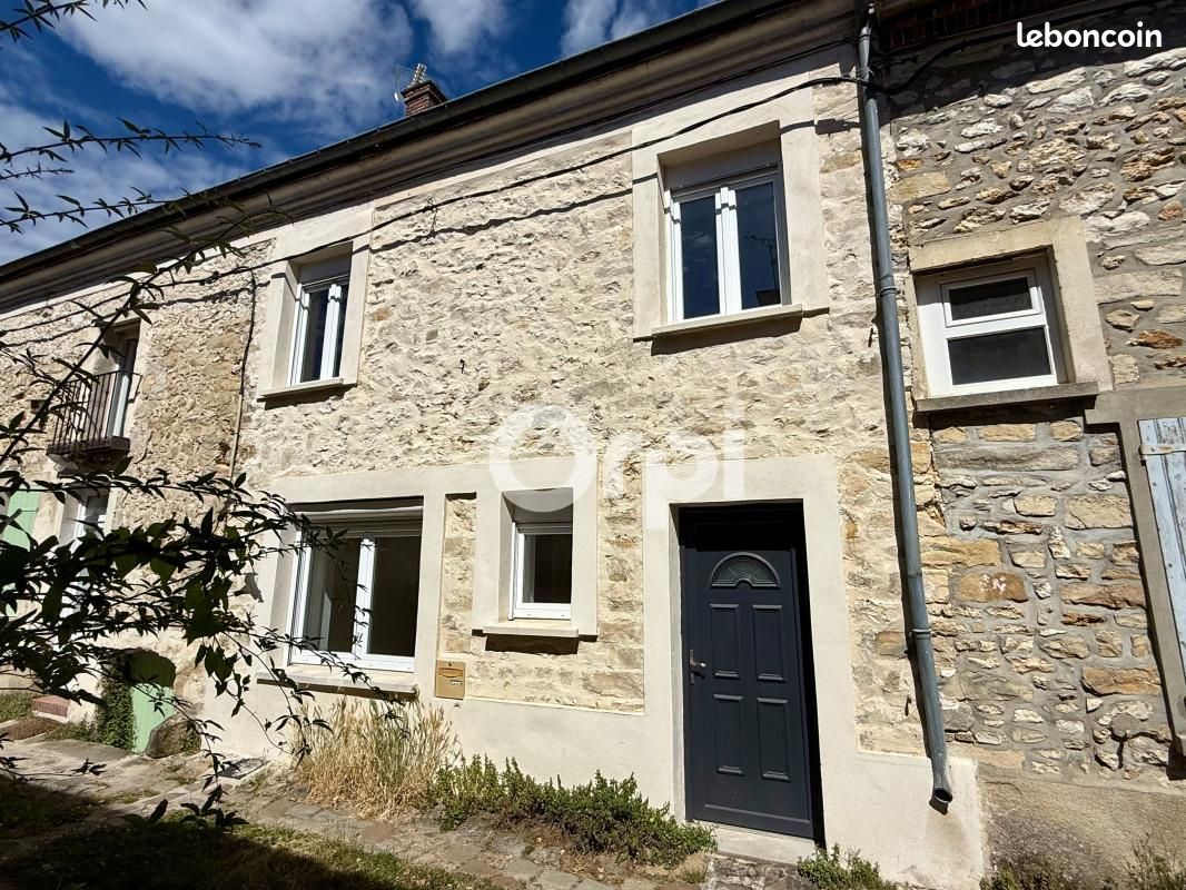 Maison 2 pièces 53 m² · à Moret-Loing-Et-Orvanne · 53 m² · 790 €