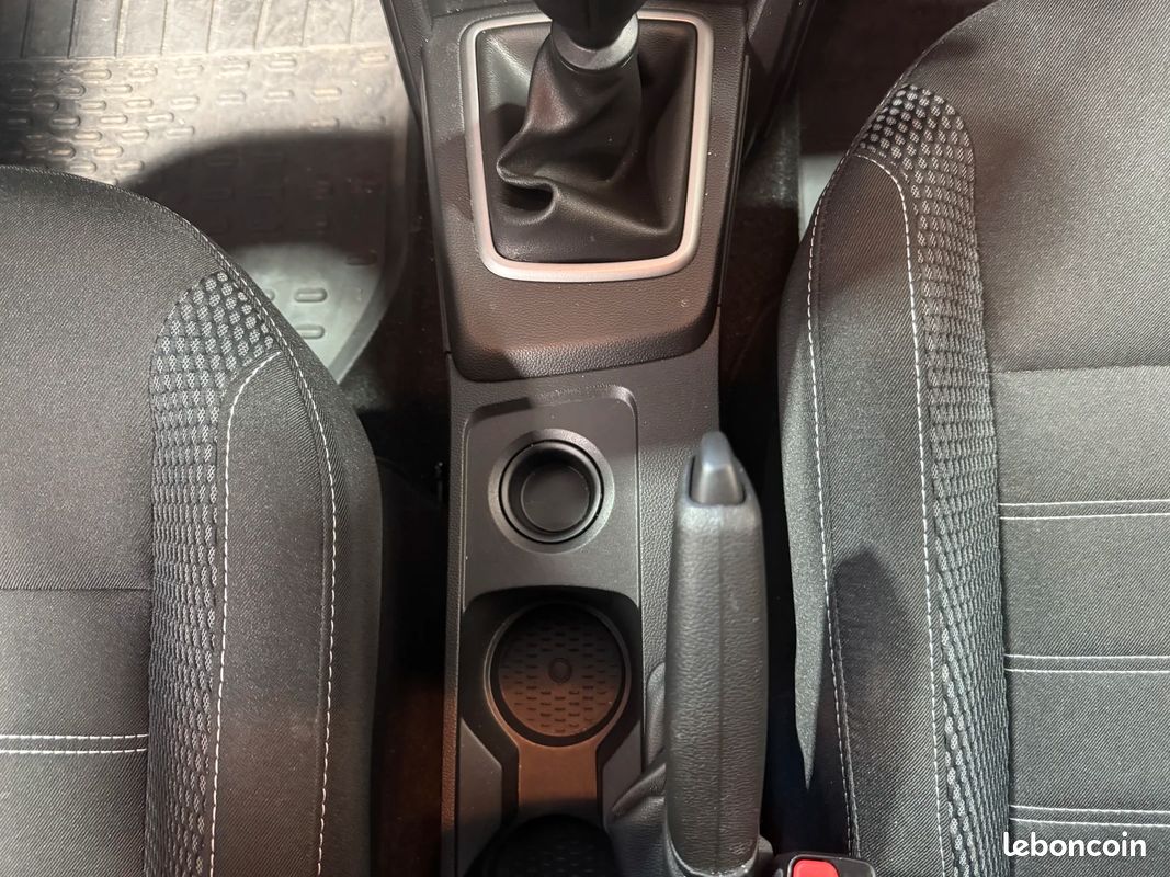 DACIA DUSTER 115cv 4x2-B Journey / CarPlay / Caméra 360° / Siège Chauffant / Roue de Secours (image 42)