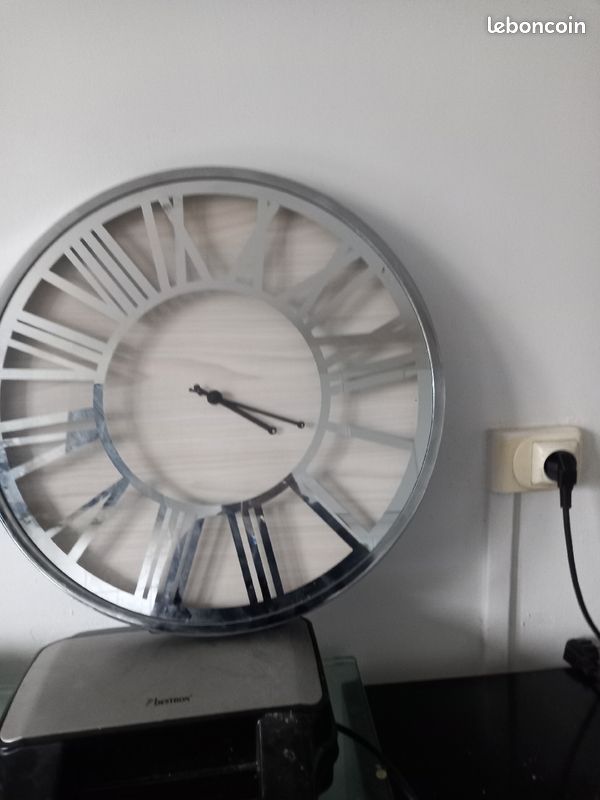 Montre mural (image 1)