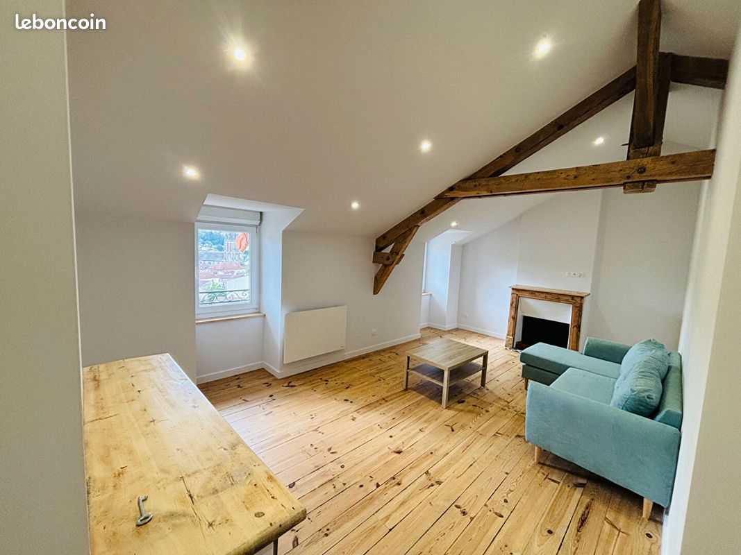 Appartement 2 pièces 51 m² · à Aurillac · 51 m² · 630 €