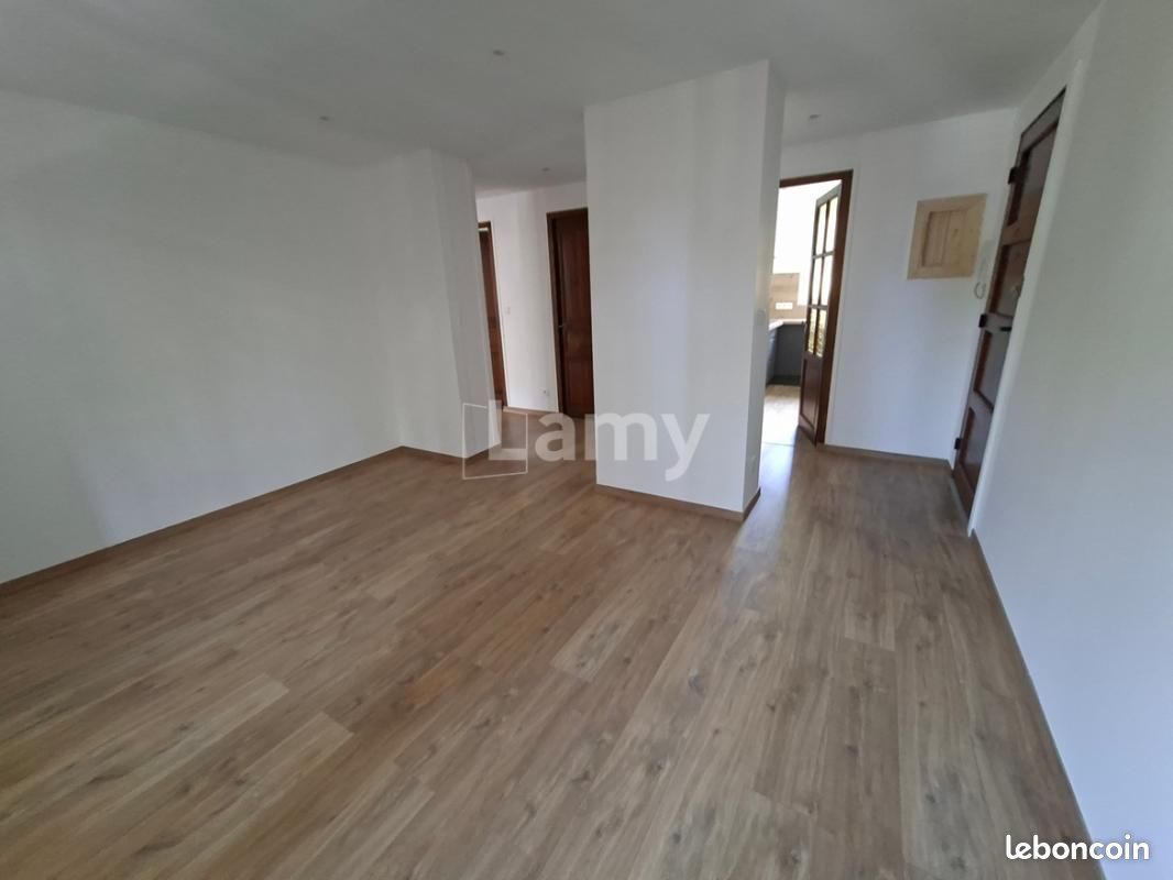 Appartement 3 pièces 54 m² · à Albertville · 54 m² · 745 €/mois