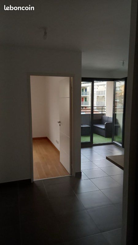 Appartement 2 pièces 45 m² · à Tassin-la-Demi-Lune · 45 m² · 800 €/mois