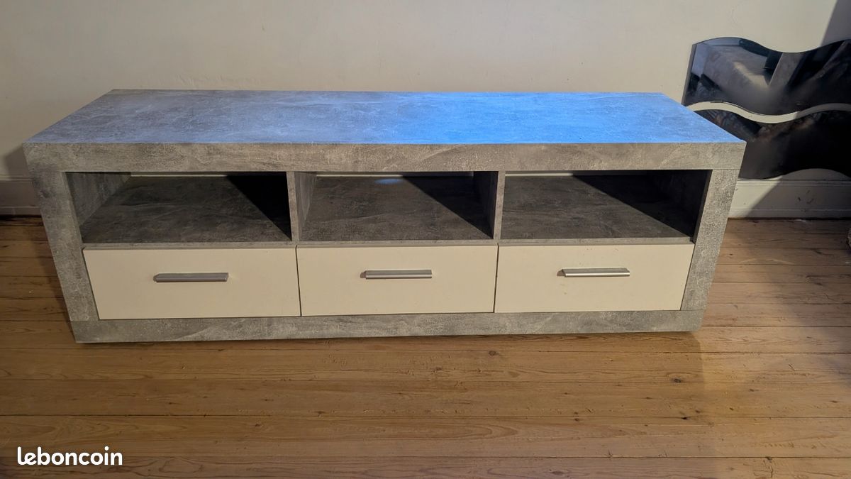 Meuble télévision (image 1)