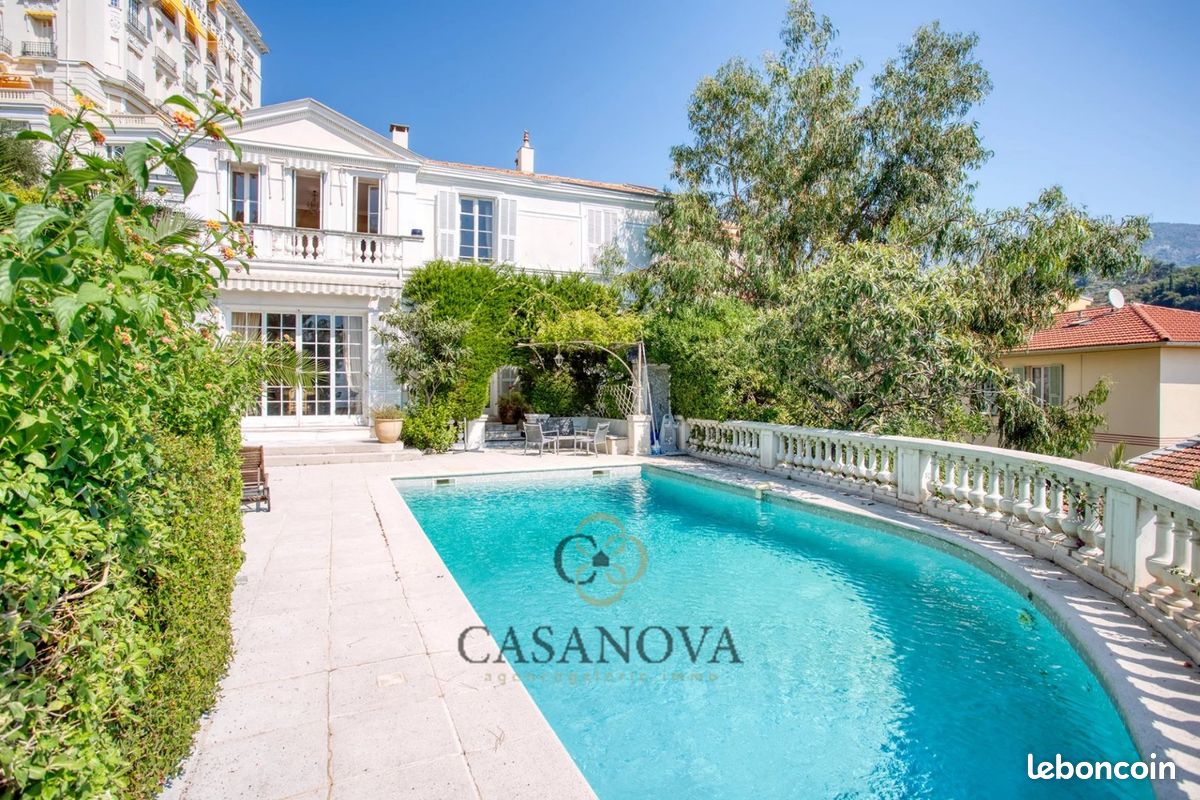 Maison 13 pièces 462 m² · à Menton · 462 m² · 3 180 000 €
