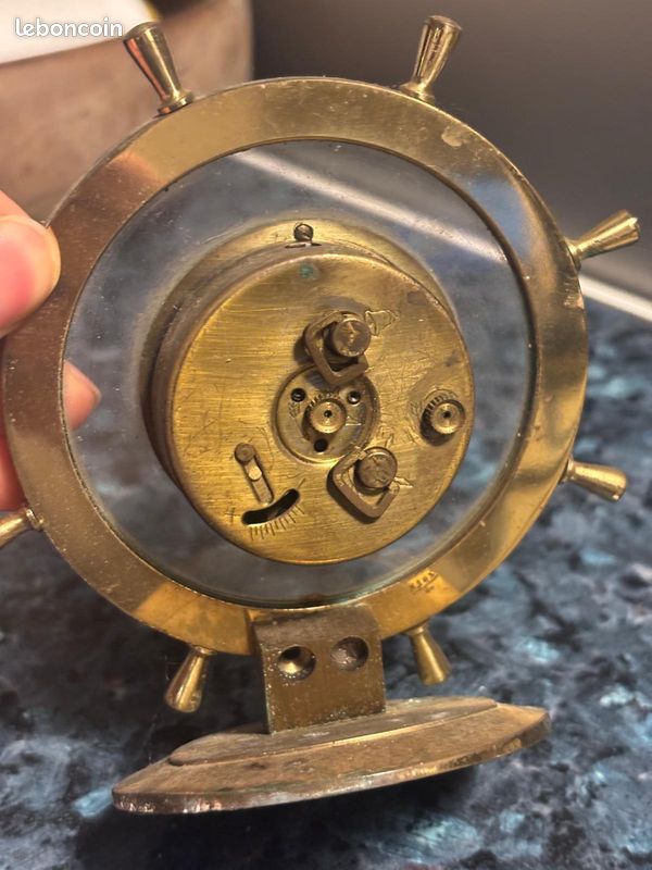 GROS RÉVEIL JAZ ancien "CLASSIC" 1921 mt mécanique bon état fonctionne EUR 12,00 - FR