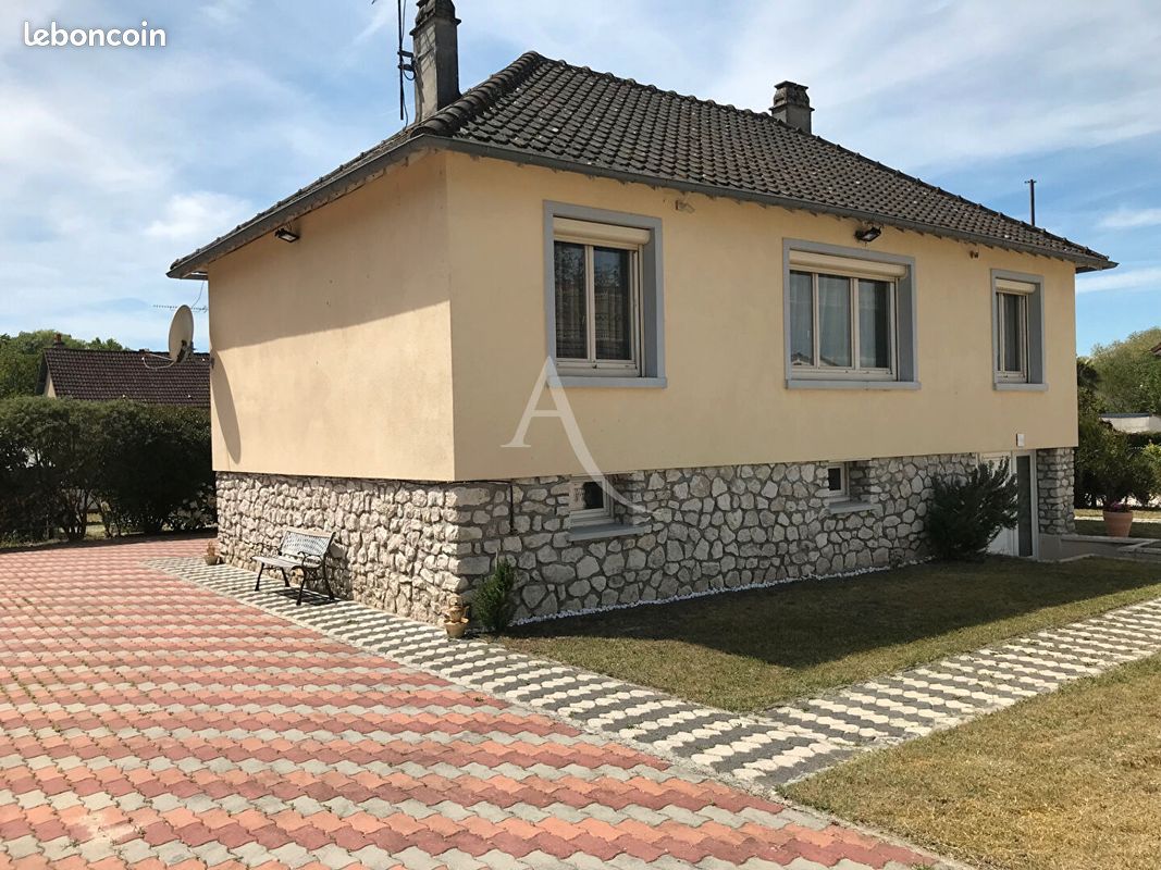 Maison 6 pièces 115 m² · à Lamotte-Beuvron · 115 m² · 148 900 €