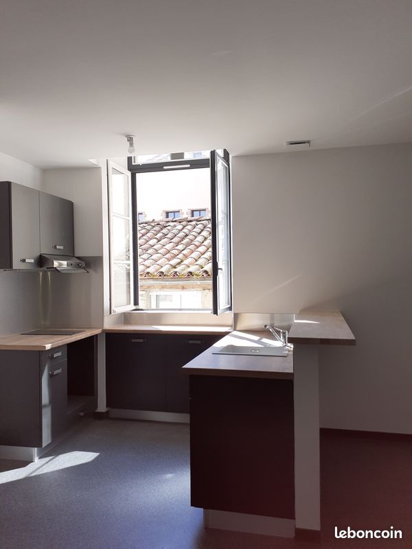 Appartement 3 pièces 49 m² · à Caussade · 49,2 m² · 530 €