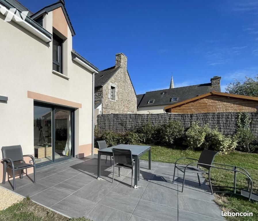 Maison 4 pièces 100 m² · à Saint-Père-Marc-en-Poulet · 100 m² · 1 265 €/mois