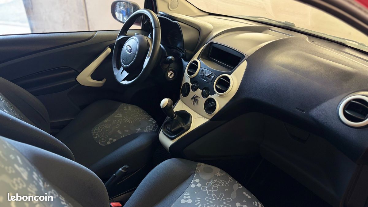 FORD KA II 1.2 i 69 cv Titanium A 49.000 KM (image 5)