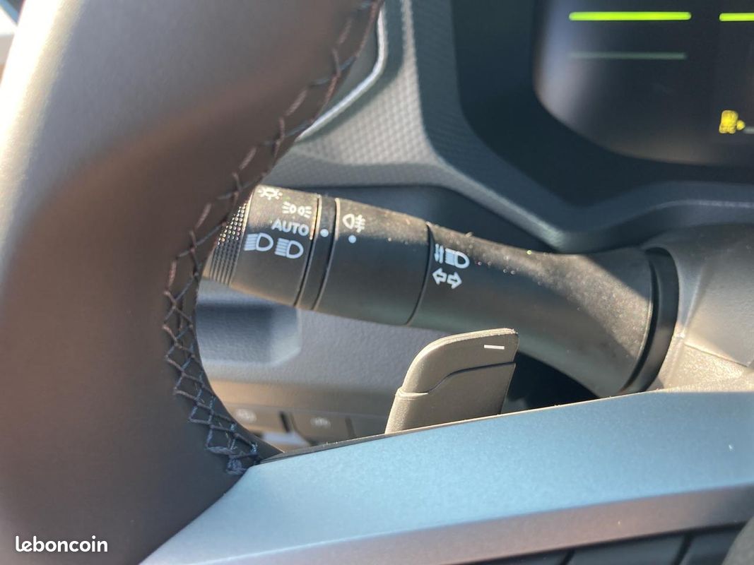 DACIA DUSTER 1.2 hybrid-g 150 expression 4x4 (image 16)