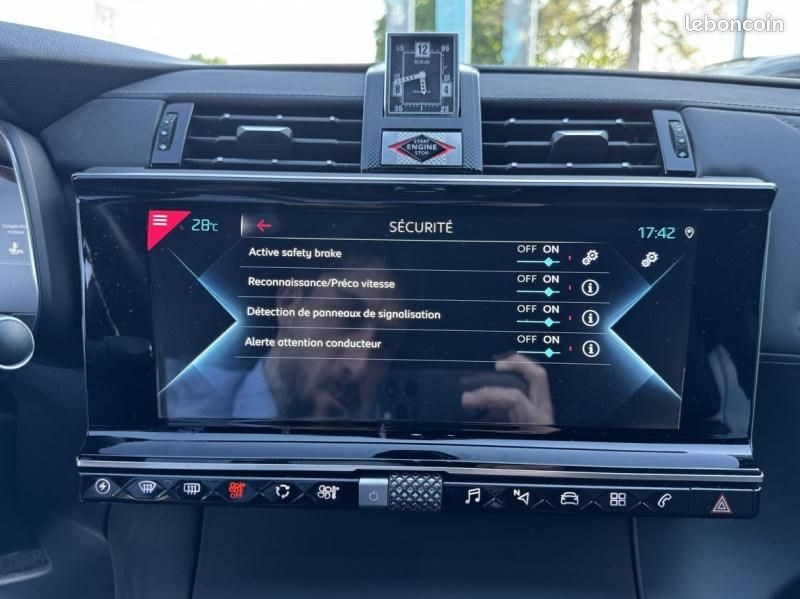 Ds DS 7 Crossback E-TENSE 4x4 300 Rivoli (image 36)