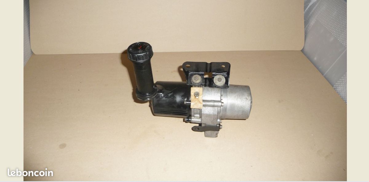 Pompe direction assistée Peugeot 307 (image 1)