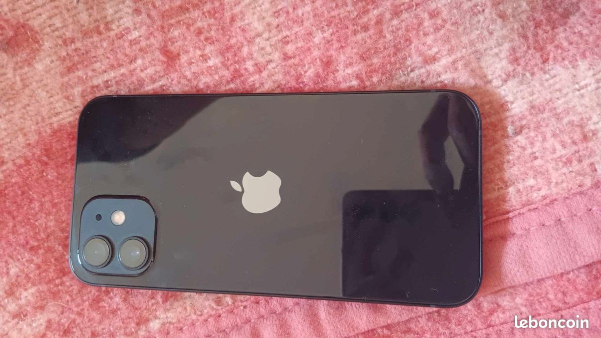 IPhone 12 (image 2)