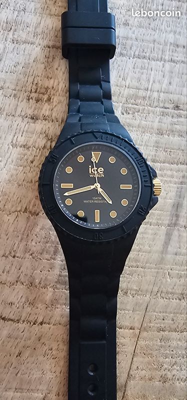 Ice-Watch ICE Black gold Montre femme avec bracelet en