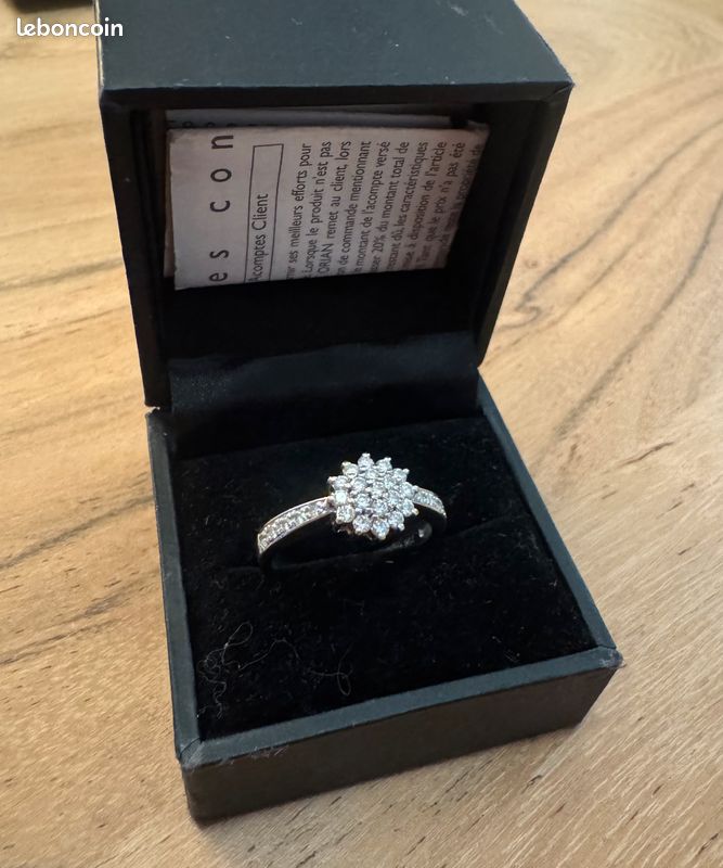 Bague Chou Diamant Montres Bijoux