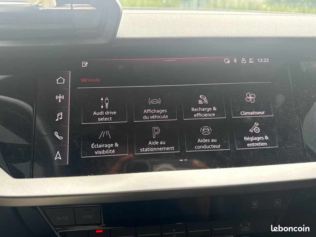 AUDI A3 SPORTBACK 40 TFSIe 204 Plug In Hybrid S tronic 6 S Line - Régulateur / Caméra de Recul / Révision OK / CT O (image 30)