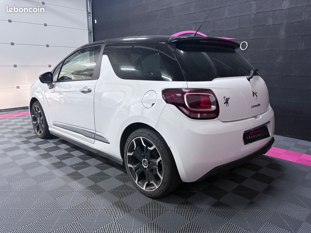 CITROEN DS3 e-HDi 115 Airdream Sport Chic *DISTRIBUTION CHANGEE*ENTRETIEN A JOUR (image 8)