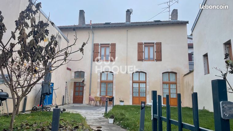 Maison 6 pièces 190 m²