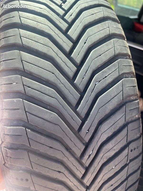2 pneus 225/60 R17 (image 3)