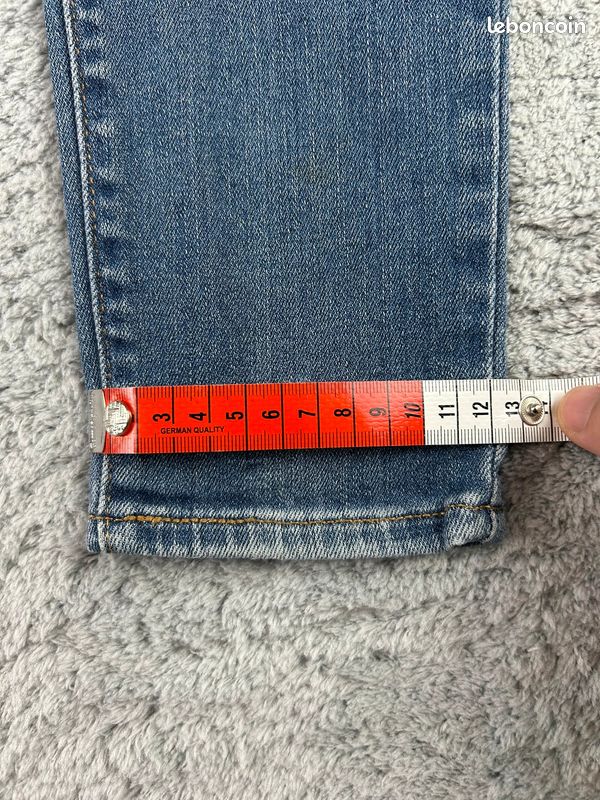 Jean Levis 711 Bleu Coupe Skinny pour femme W26 FR36 L30 #LEV1913 (image 10)