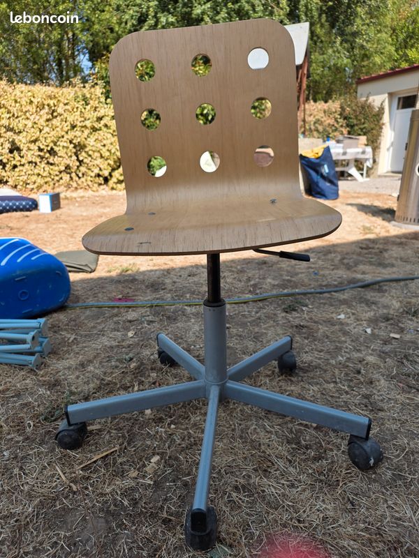 Chaise de bureau (image 1)