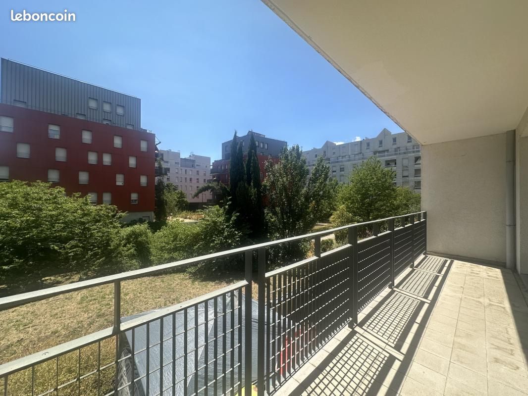 Appartement 2 pièces 36 m² · à Grenoble · 36 m² · 592 €