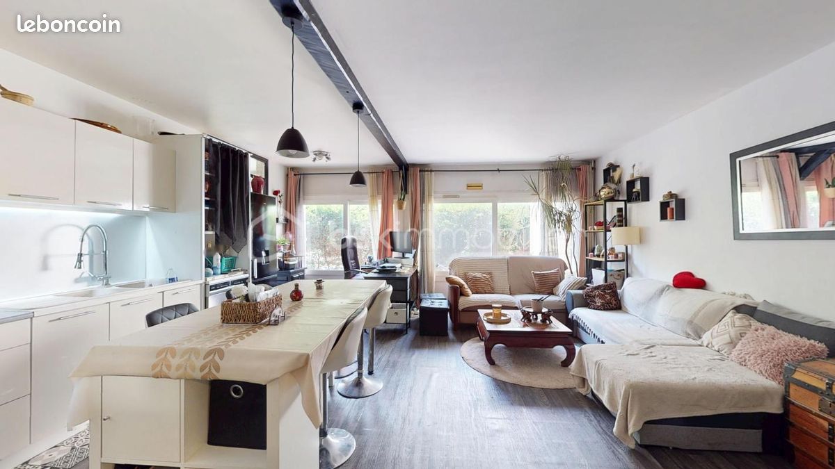 Appartement 4 pièces 78 m² · à Évry-Courcouronnes · 78 m² · 159 000 €