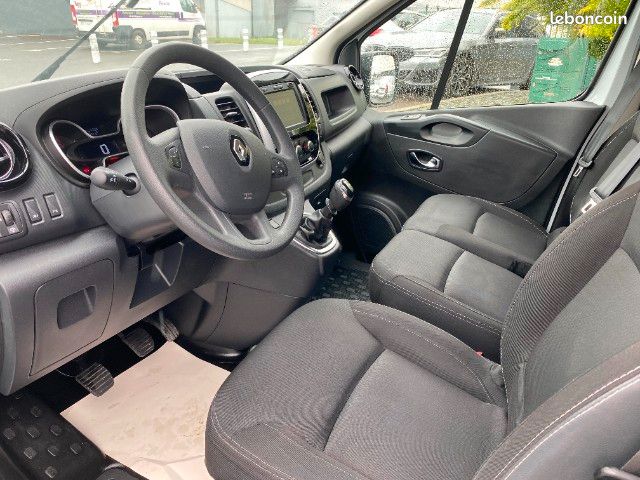 Renault Trafic III FG L2H1 2.0 DCI 120 CH GRAND CONFORT CARPLAY ANDROID AUTO (image 4)