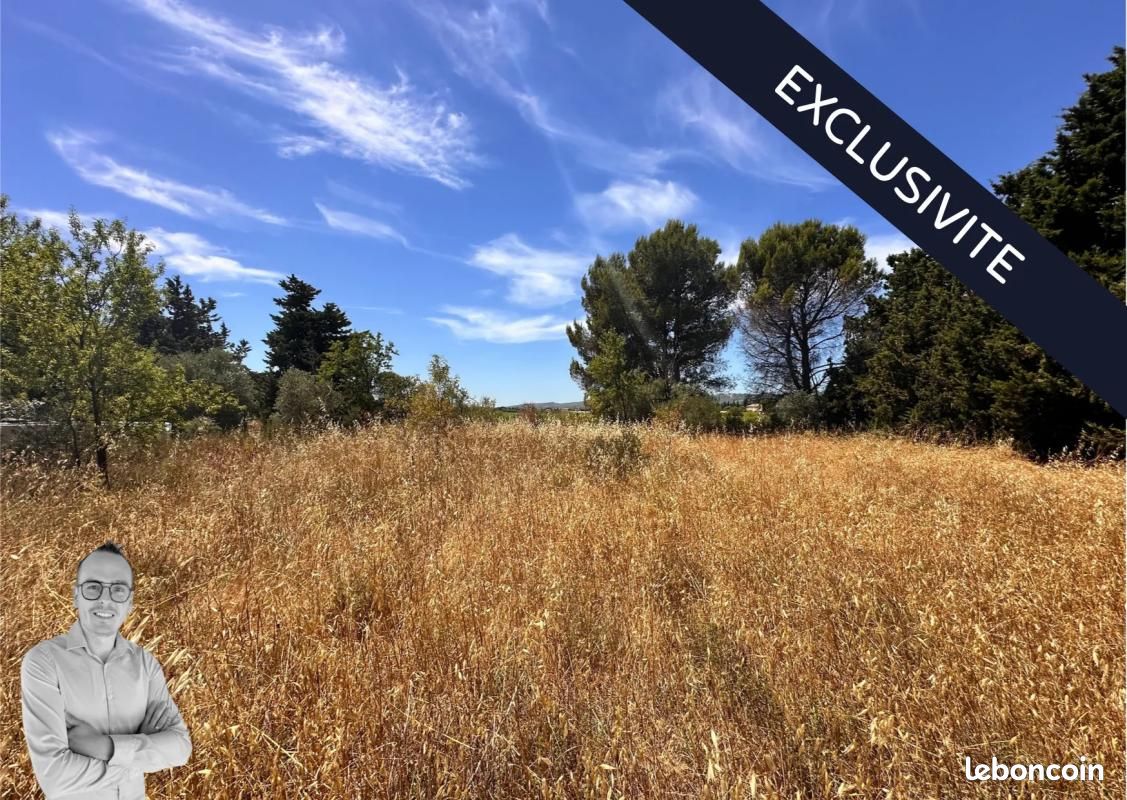 Terrain 1556 m² · à La Fare-les-Oliviers · 390 000 €