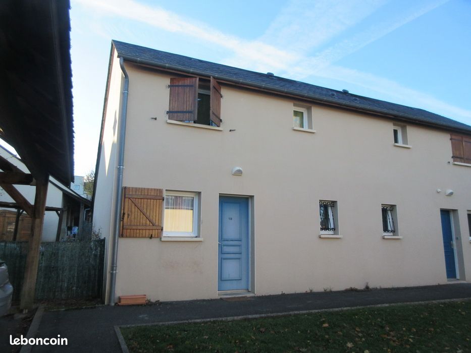 Maison 3 pièces 62 m² · à Rignac · 62 m² · 564 €/mois