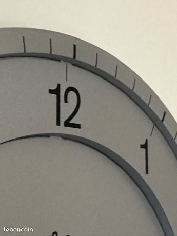 Superbe horloge murale de collection Braun ABW41, par Dietrich Lubs