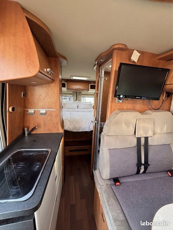 Fourgon aménagé Malibu 640LE -150cv sans AD BLUE - 64400km (image 3)