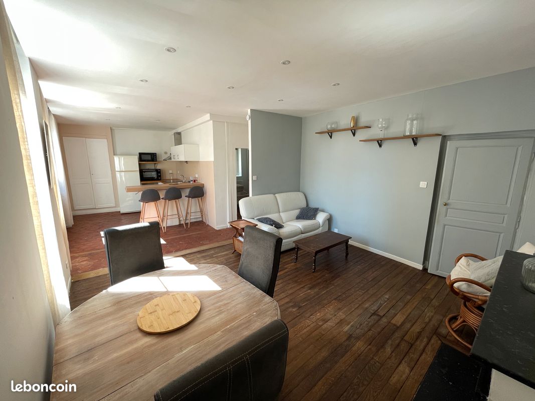 Appartement 2 pièces 45 m² · à Auxerre · 45 m² · 580 €