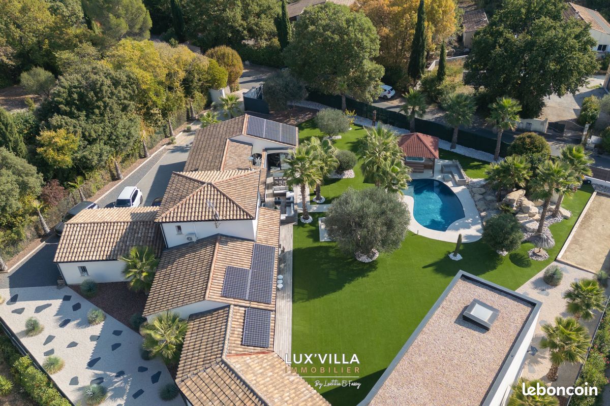 Maison 12 pièces 344 m² · à Assas · 344 m² · 1 495 000 €