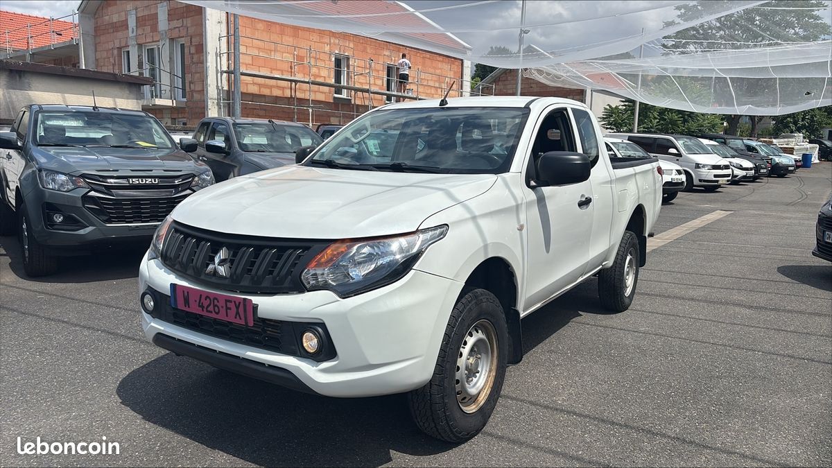 Mitsubishi L200 2.4 DI-D 154CH CLUB CAB INFORM CLIM (image 1)