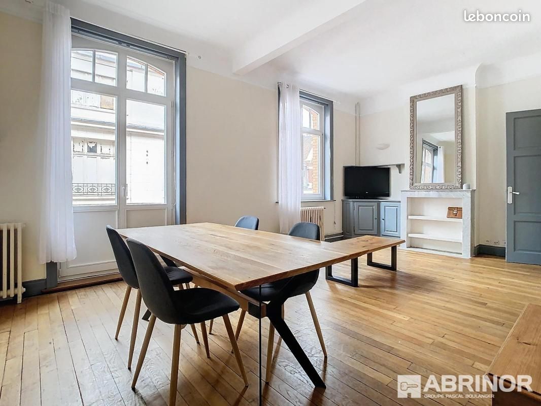 Appartement 3 pièces 75 m² · à Lille · 75 m² · 1 210 €