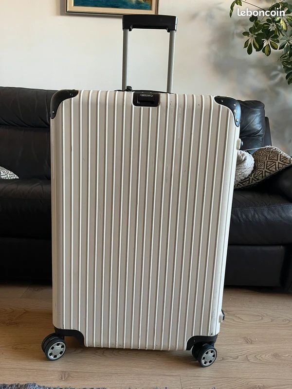 Rimowa Hybrid check in (image 1)