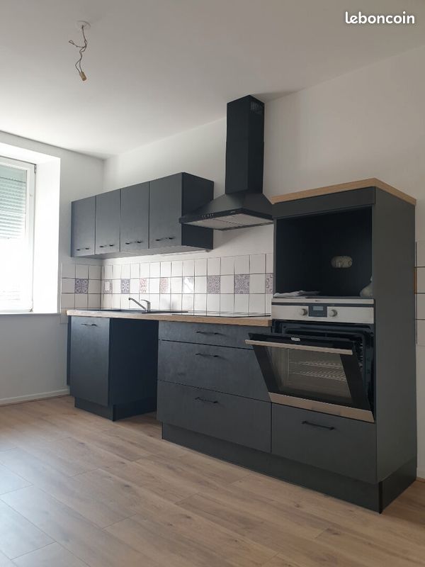 Appartement 3 pièces 90 m² · à Coussey · 90 m² · 595 €