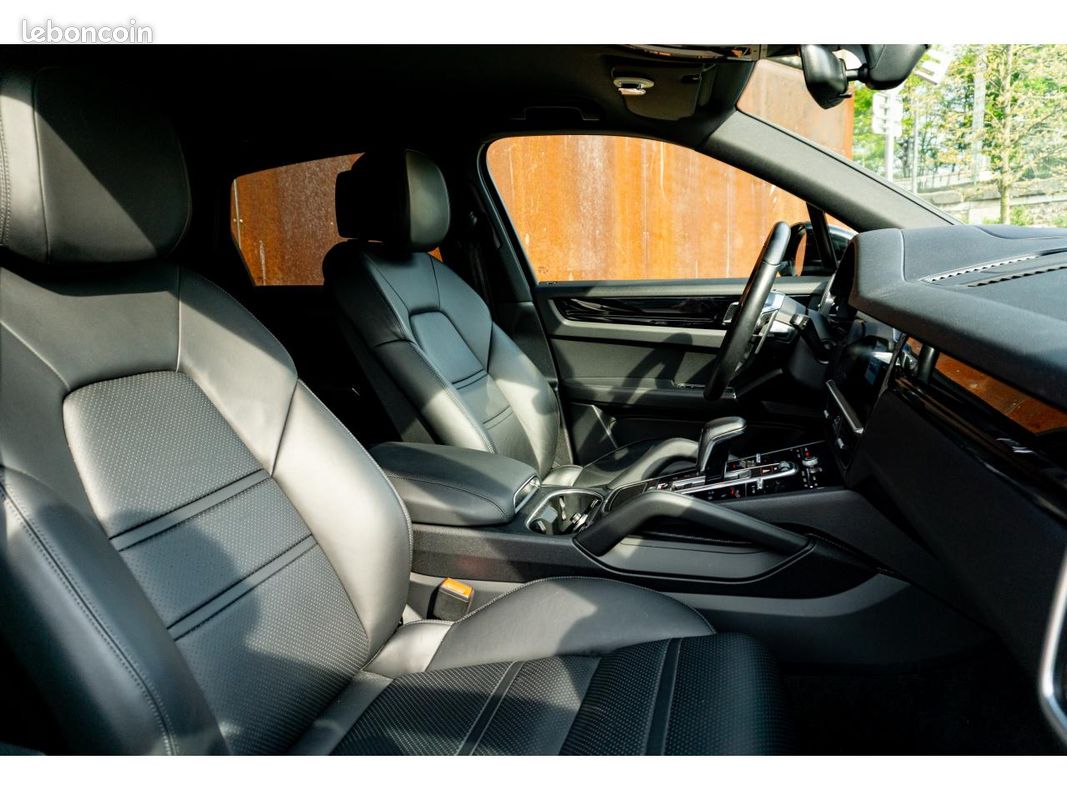 PORSCHE CAYENNE 3.0i V6 - 340 - BVA Tiptronic S - Start&Stop 2017 . PHASE 1 (image 15)