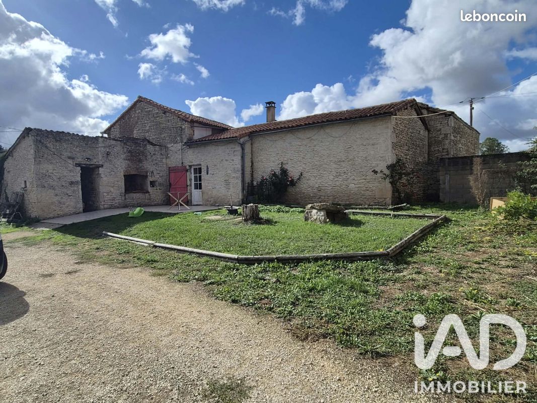 Maison 5 pièces 169 m² · à Val-de-Comporté · 169 m² · 111 000 €