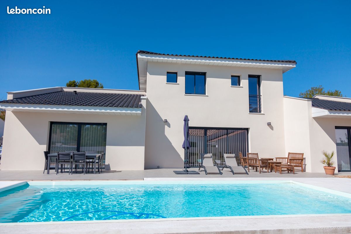 Maison 5 pièces 120 m² · à Eyguières · 120 m² · 420 000 €